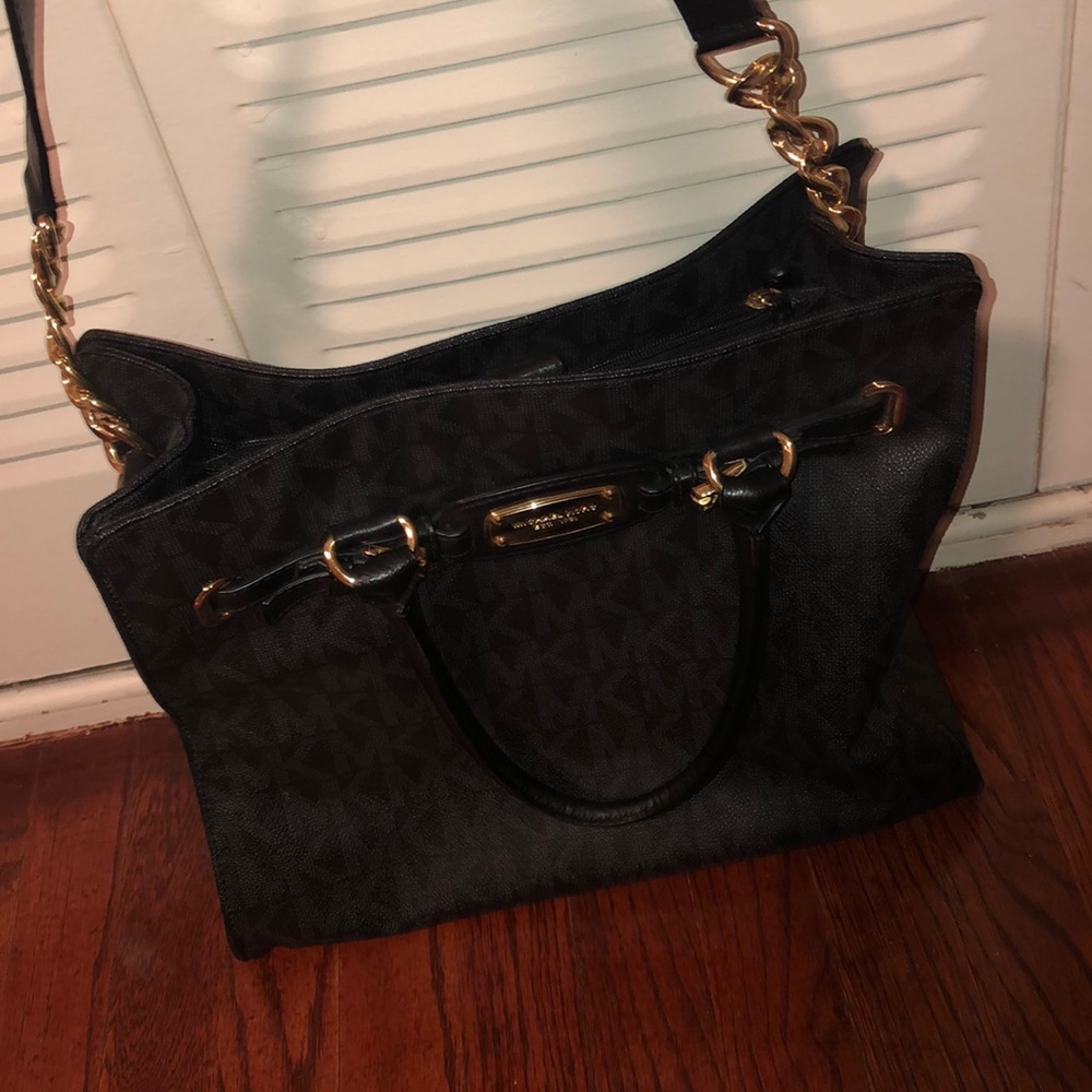 Black Michael Kors purse